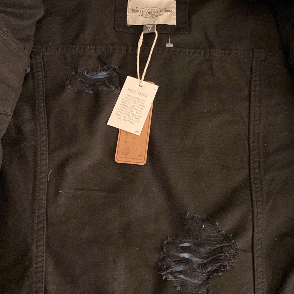 Distressed black jacket - Picture 6 of 7